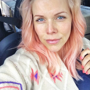 Atelje 18, rosa hår, Minna Tannerfalk